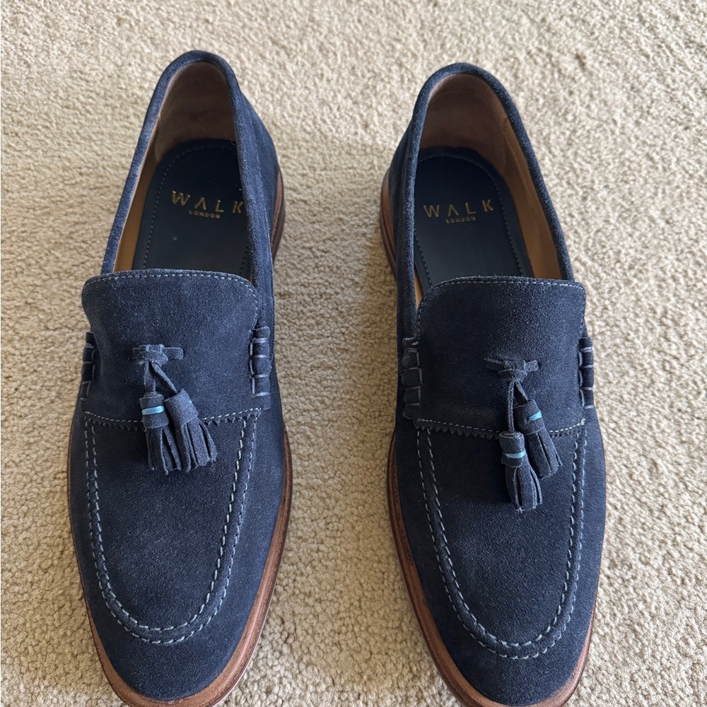 Like New Walk London Men's Navy Suede Loafers